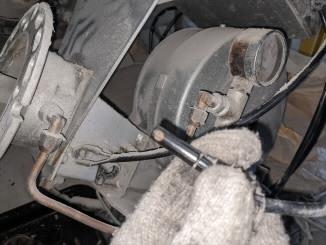 8．バーナ1号機<br>　炎検知器清掃