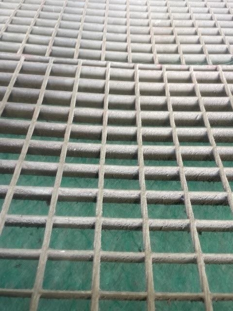床排気フィルター：在庫分で交換