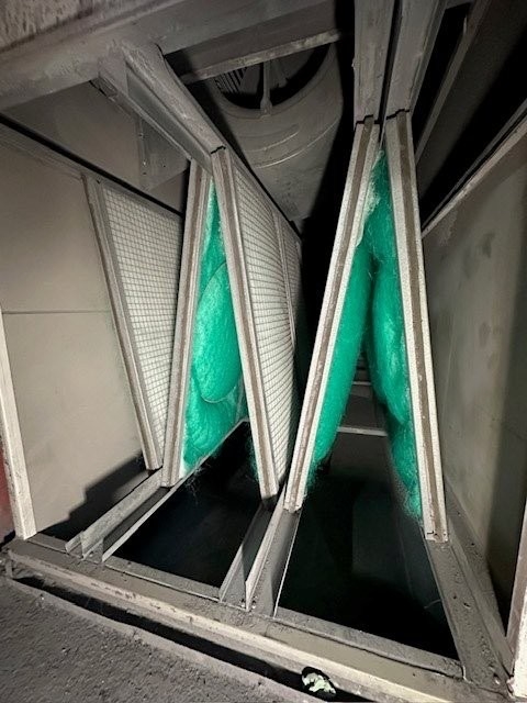 排気BOX内 フィルター交換する