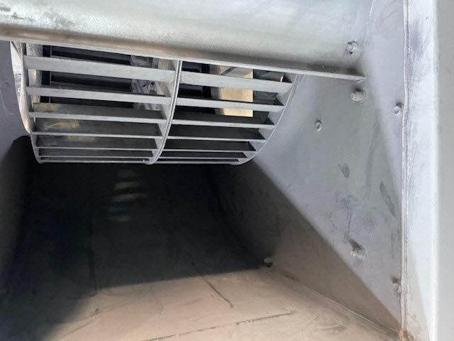 排気ファン 堆積ミスト除去する